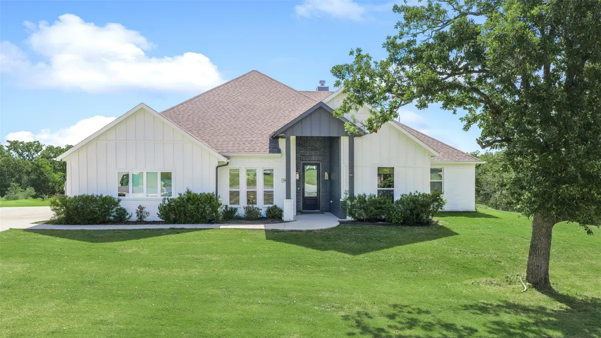 180 Lucky Ridge Lane, Boyd, TX 76023 - #1