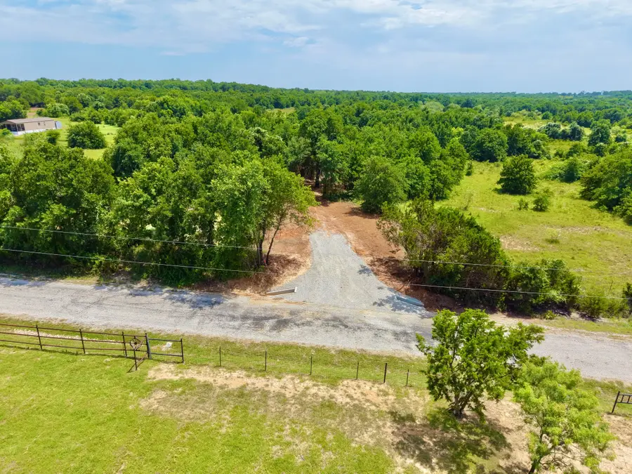 735 County Road 3848, Poolville, TX 76487 - #2