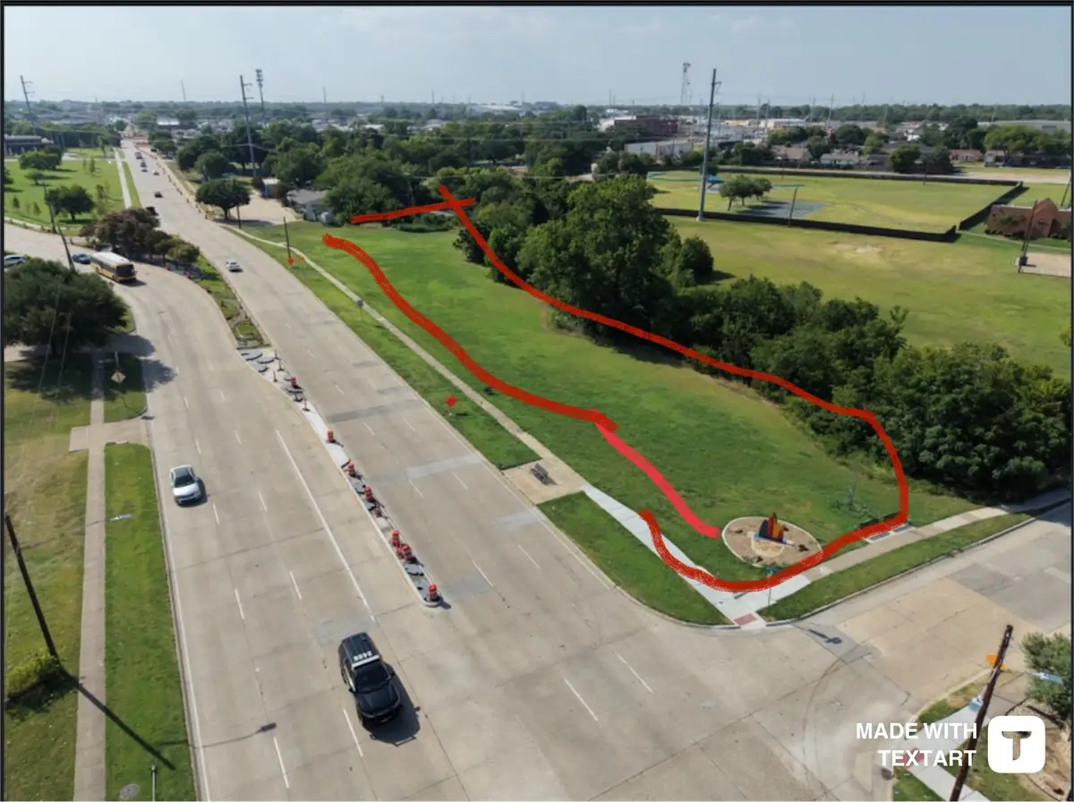 635 E Avenue B, Garland, TX 75040 - #1