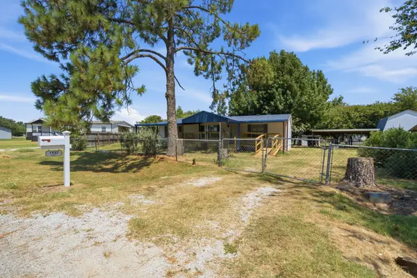 1932 Gale Drive, Pelican Bay, TX 76020