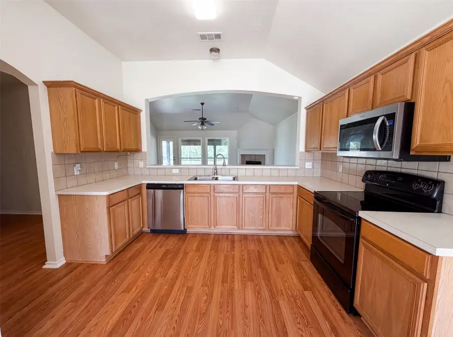 324 Cascade Drive, Red Oak, TX 75154 - #2