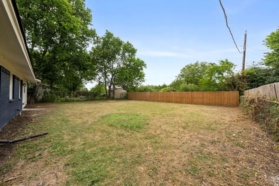 3245 Pacesetter Drive, Dallas, TX 75241 - #2
