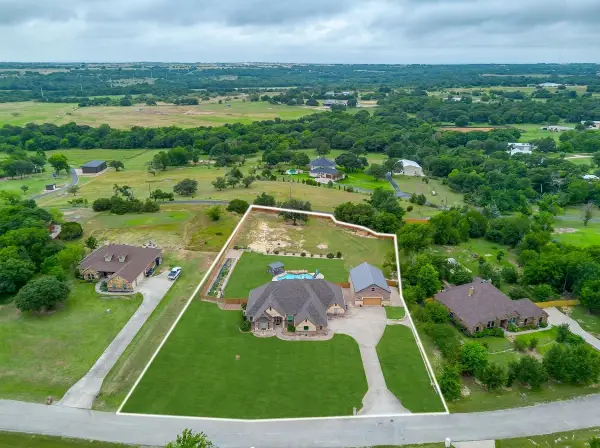 179 N Star Crossing Lane, Weatherford, TX 76088