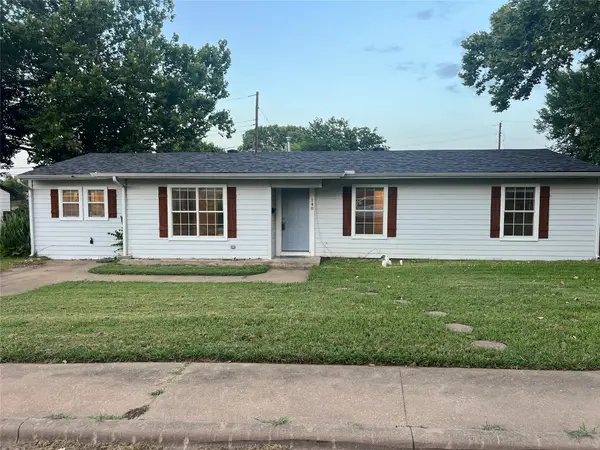 140 Vandenburg Drive, Denison, TX 75020