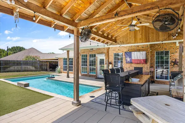 3930 Buena Vista Circle, Granbury, TX 76049