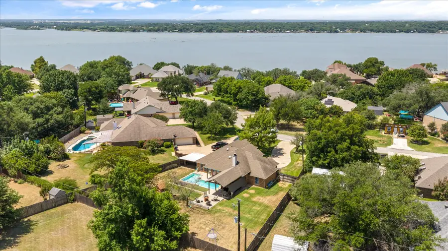 3930 Buena Vista Circle, Granbury, TX 76049 - #2