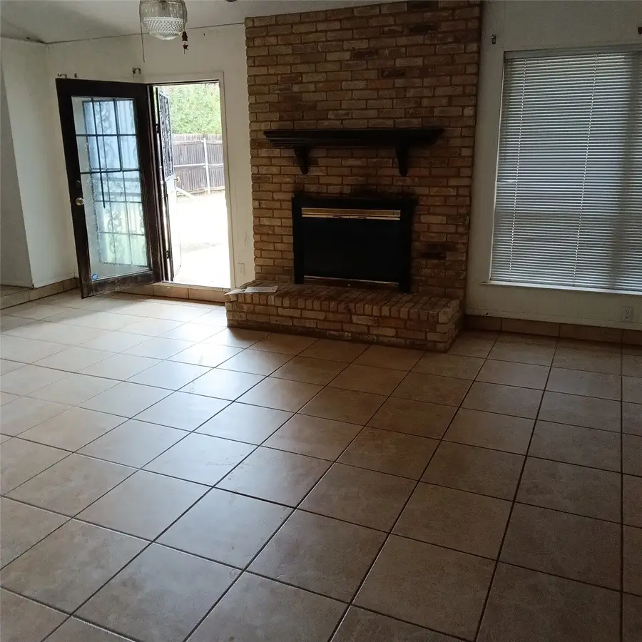 5013 Cordova Avenue, Fort Worth, TX 76132 - #2