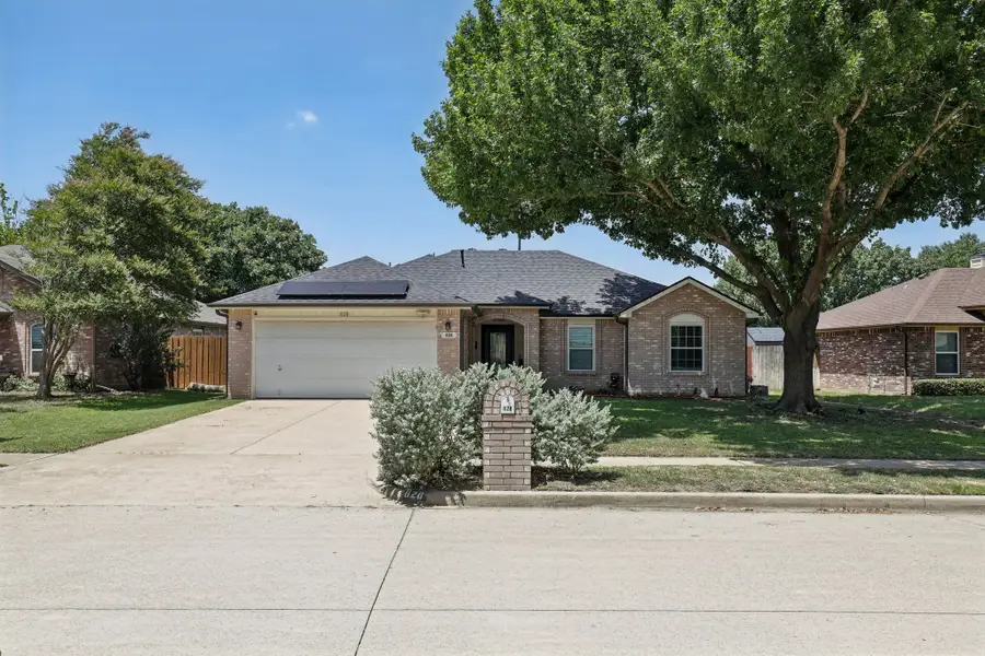828 Pennsylvania Drive, Saginaw, TX 76131 - #3
