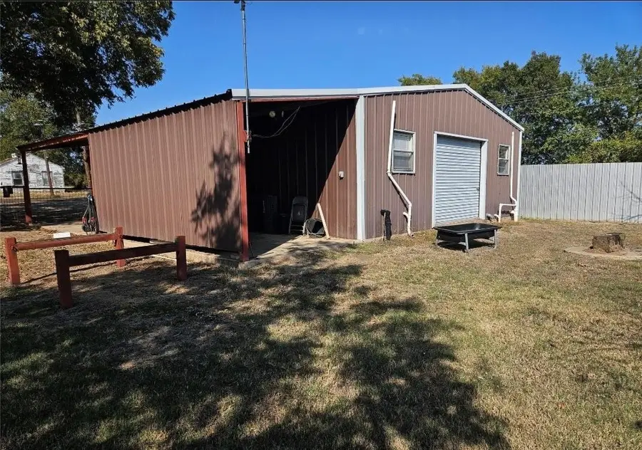 1347 Farm Road 38 S, Brookston, TX 75421 - #2