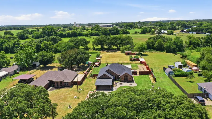 124 Sanchez Creek Court, Weatherford, TX 76088 - #2
