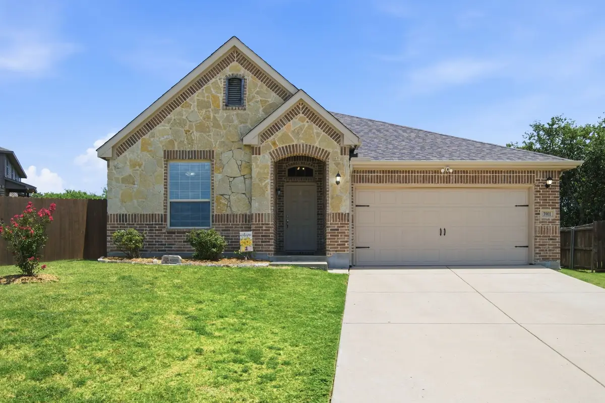 3901 Kensington Drive, Sanger, TX 76266 - #1