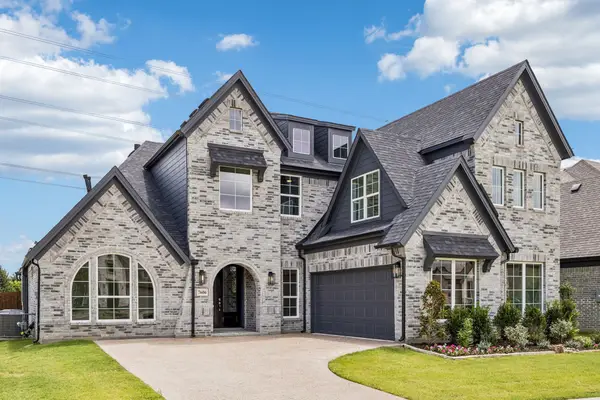 7606 Lanier Lane, Grand Prairie, TX 75054