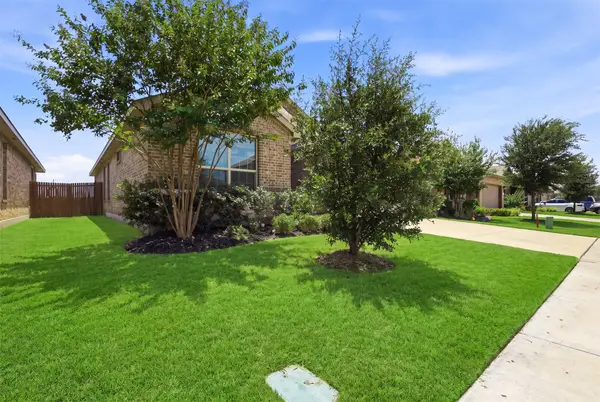 908 Nelson Place, Burleson, TX 76028