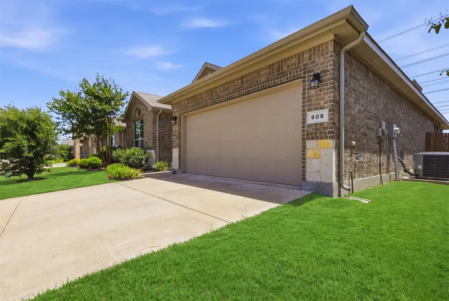 908 Nelson Place, Burleson, TX 76028 - #3