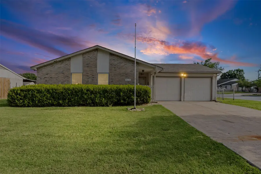 525 Alva Drive, Grand Prairie, TX 75052 - #2