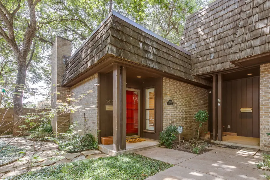 4414 Glenwood Court, Fort Worth, TX 76109 - #2