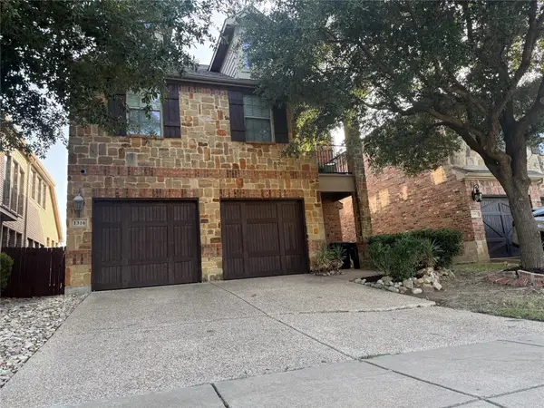 1316 Cog Hill Drive, Fort Worth, TX 76120