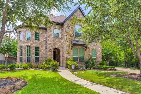 2901 Merryglen Lane, Flower Mound, TX 75022