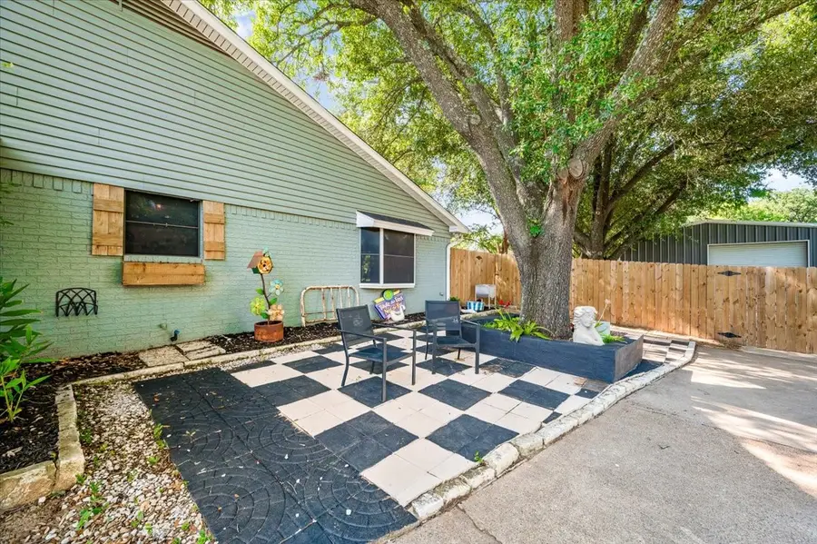 209 Live Oak Lane, Burleson, TX 76028 - #3