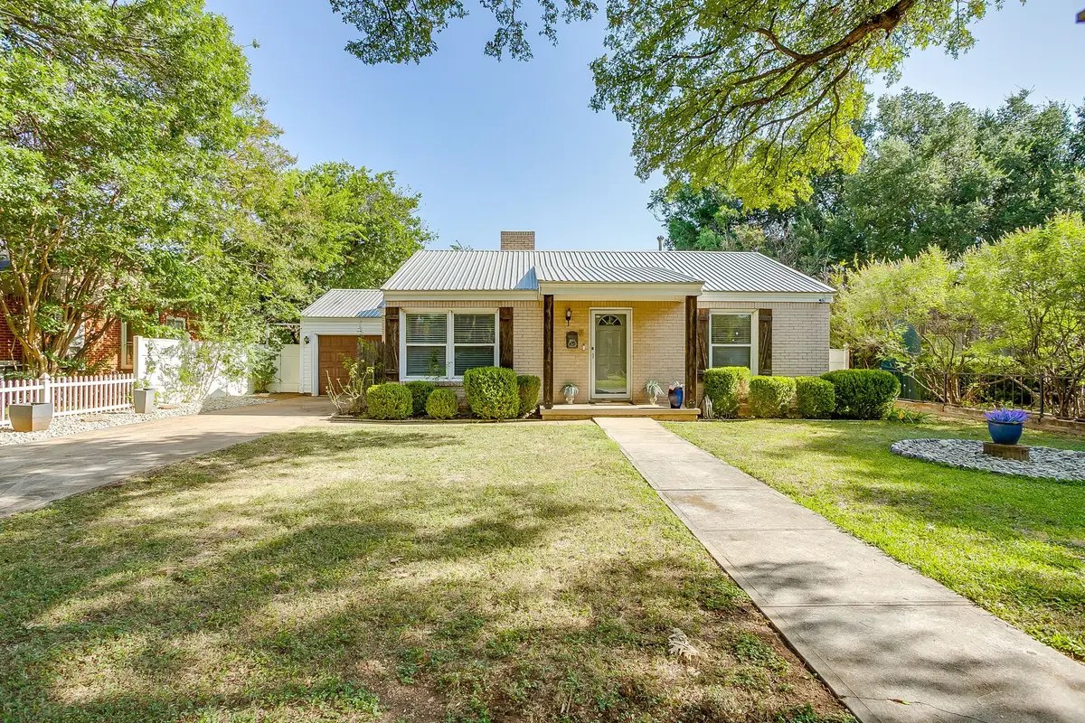 6404 Malvey Avenue, Fort Worth, TX 76116 - #1