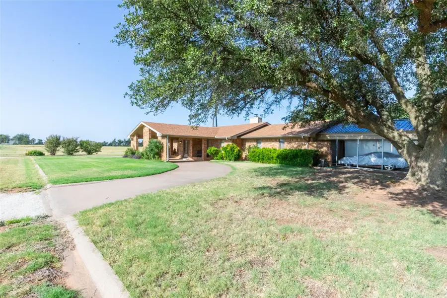800 S Avenue F, Knox City, TX 79529 - #2