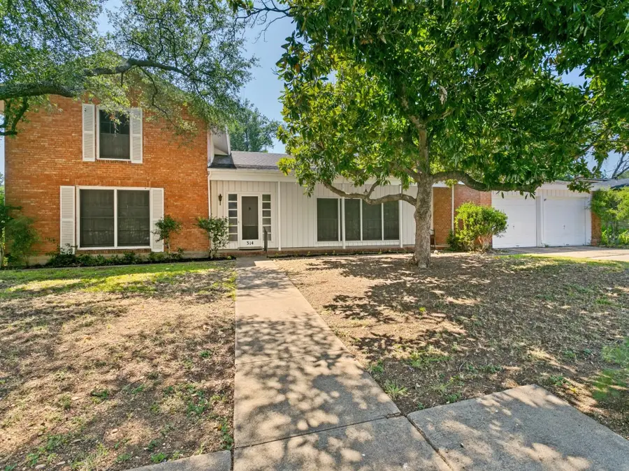 314 S Jackson Avenue, Justin, TX 76247 - #2