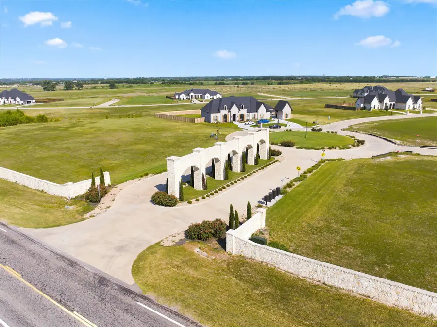 121 Yellow Rose Street, Lorena, TX 76655 - #2