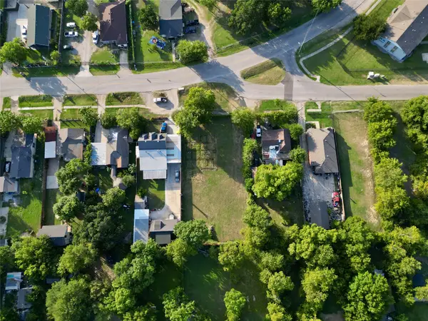 3348 E Overton Road, Dallas, TX 75216