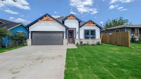 2825 S Grove Street, Fort Worth, TX 76104