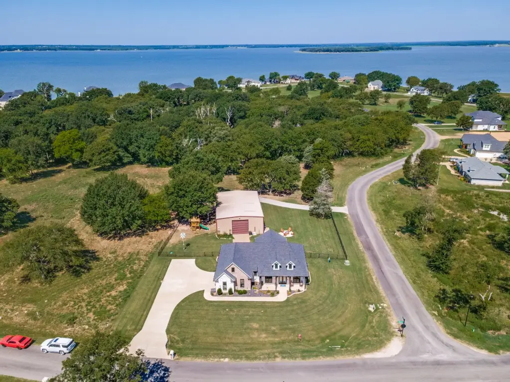 722 Clubview Drive, Cedar Creek Lake, TX 75143 - #1