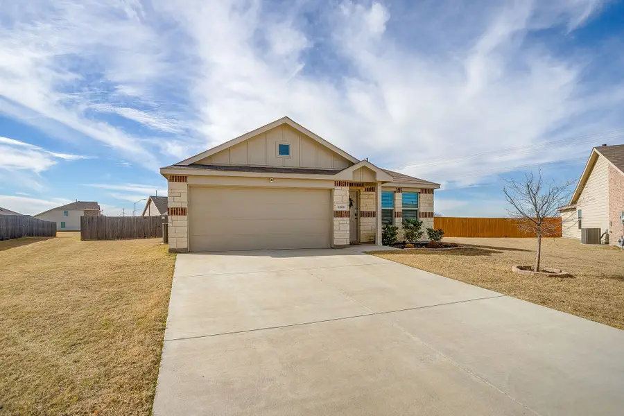 8300 Hollow Bend Street, Fort Worth, TX 76123 - #2