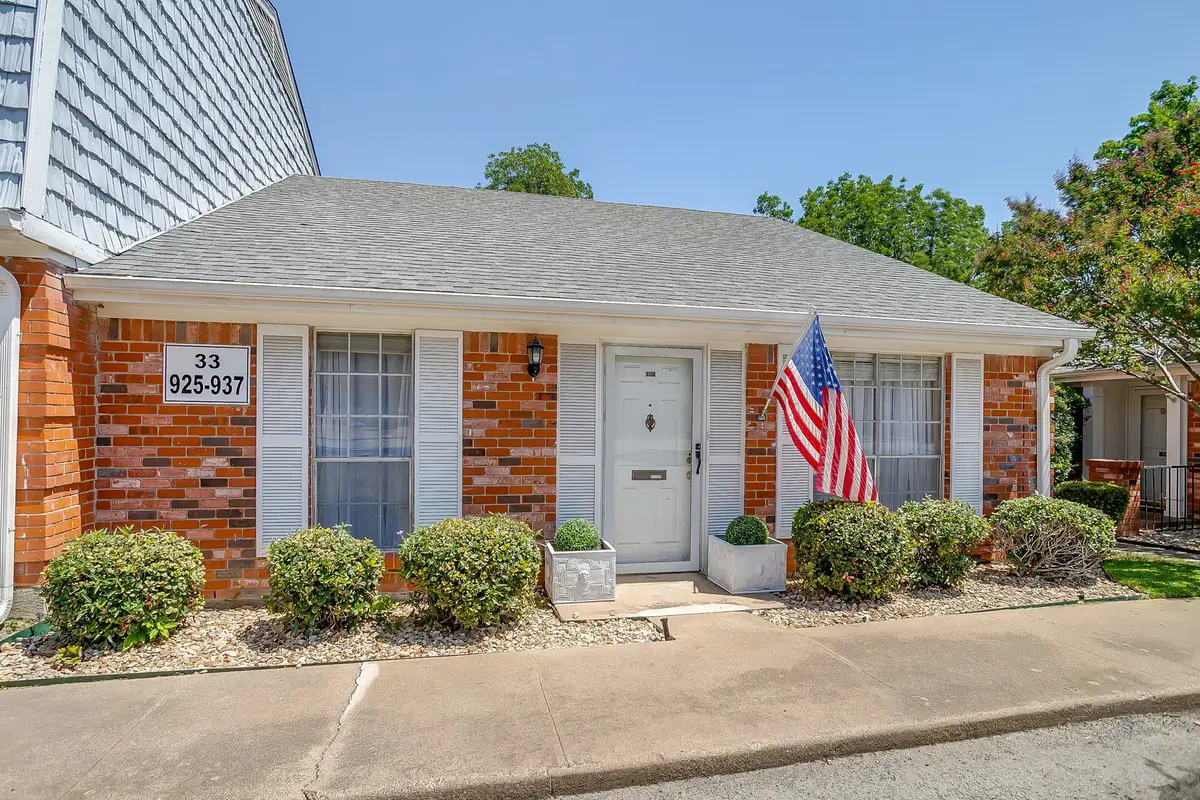 937 Roaring Springs Road, Fort Worth, TX 76114 - #1