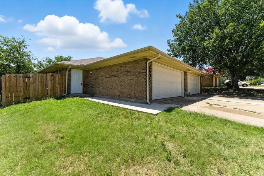 6905 W Cleburne Road, Fort Worth, TX 76133 - #2