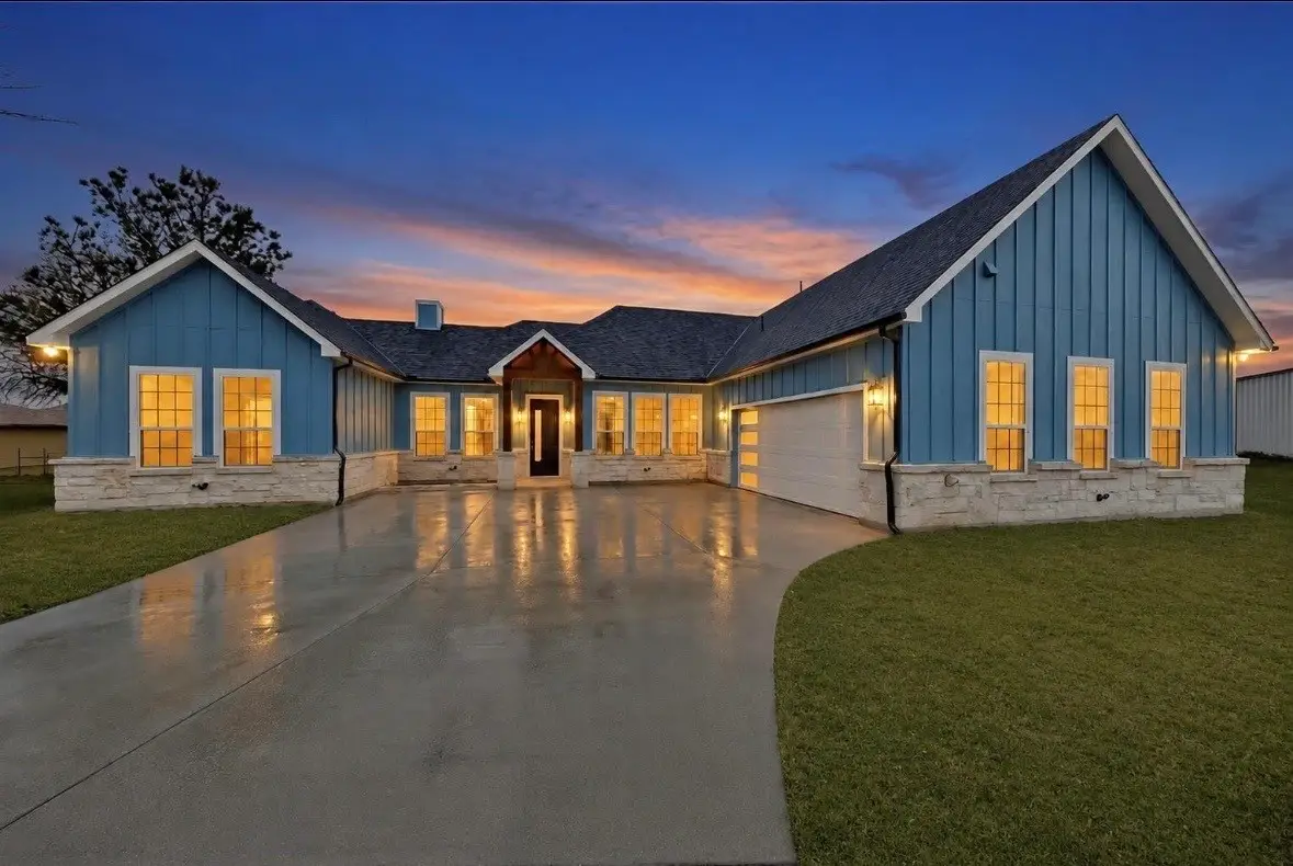 335 Cross Tie Ranch Road, Trinidad, TX 75163 - #1
