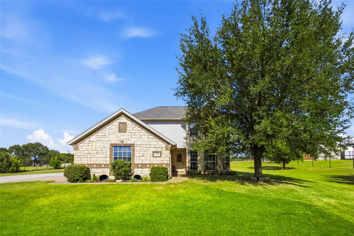 1389 Thomas Road, Springtown, TX 76082 - #1