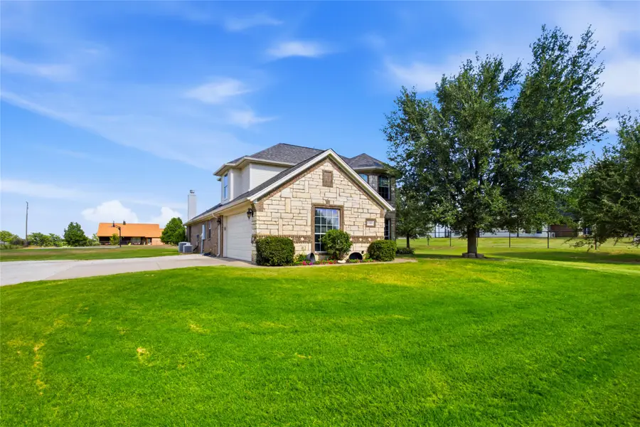 1389 Thomas Road, Springtown, TX 76082 - #3