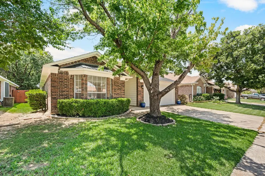 1137 Union Drive, Saginaw, TX 76131 - #2