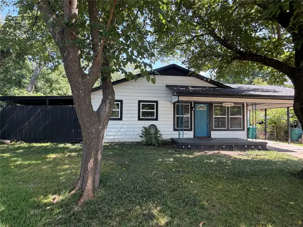 2028 E Jones Street, Sherman, TX 75090