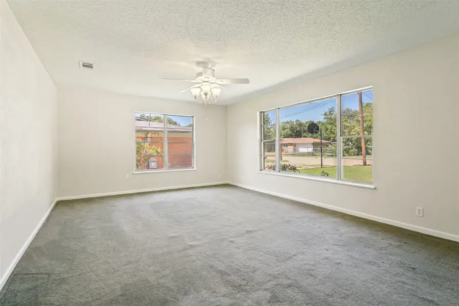 1021 Usher Street, Benbrook, TX 76126 - #2