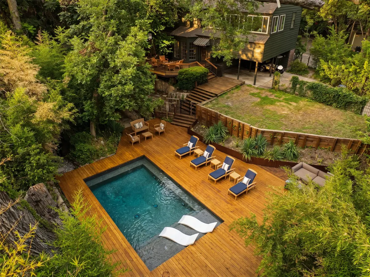 1001 Sarasota Circle, Dallas, TX 75223 - #1