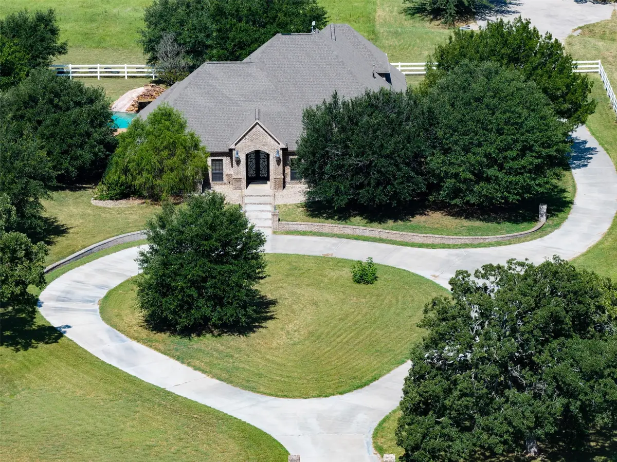 1420 Fm 2123, Paradise, TX 76073 - #1