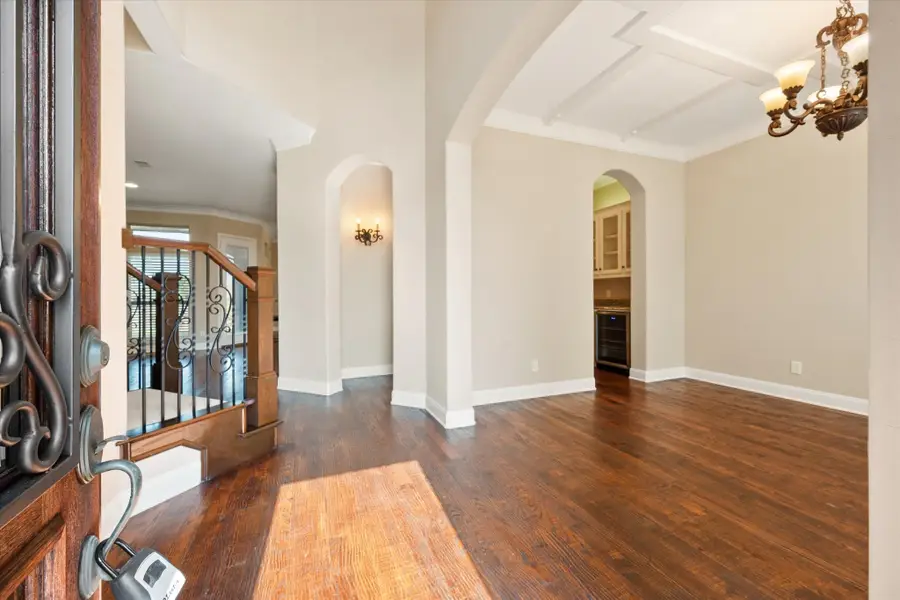 2808 Country Club Road, Pantego, TX 76013 - #2