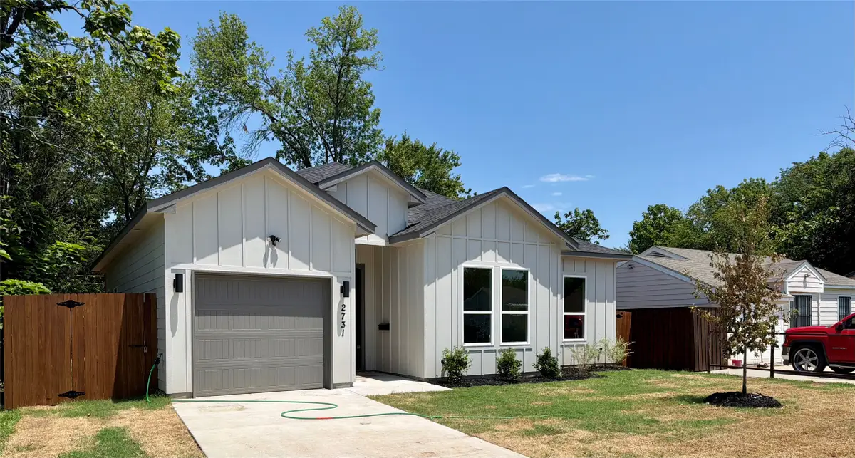 2731 Moffatt Avenue, Dallas, TX 75216 - #1