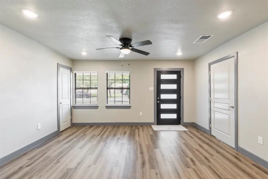 239 Halsey Street, Dallas, TX 75224 - #3