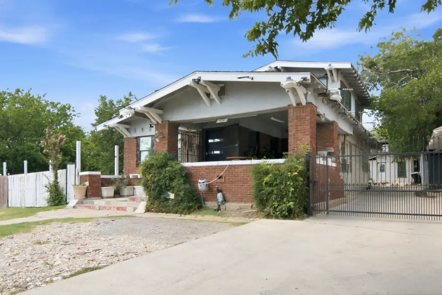 2929 E Lancaster Avenue, Fort Worth, TX 76103 - #2