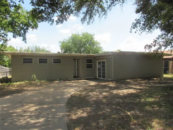 4904 Virgil Street, Fort Worth, TX 76119