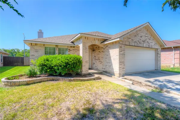 12616 Lost Prairie Drive, Fort Worth, TX 76244