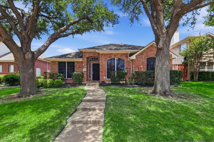 3704 Cottonwood Springs Drive, The Colony, TX 75056 - #2