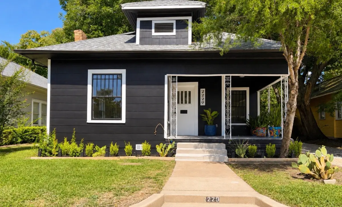 2229 College Avenue, Fort Worth, TX 76110 - #1