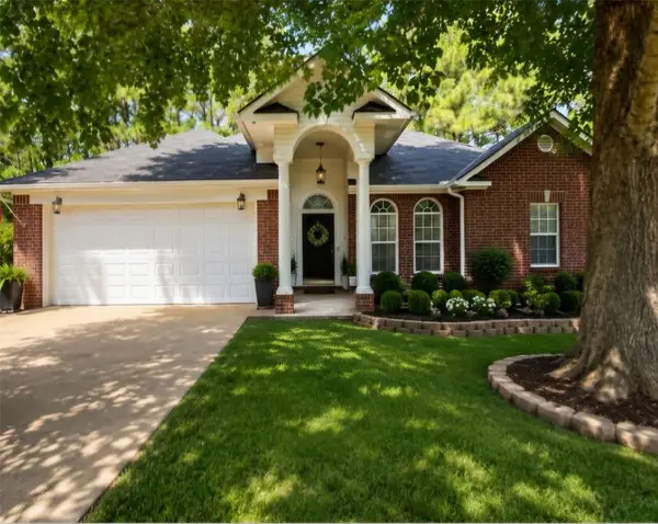 1622 Shady Lake Circle, Henderson, TX 75652